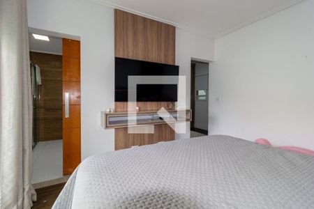 Casa à venda com 295m², 4 quartos e 4 vagasSuíte 2