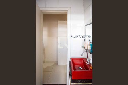 Casa à venda com 250m², 16 quartos e 3 vagasBanheiro Casa 2