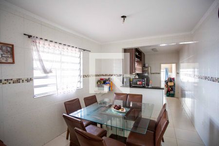 Casa à venda com 250m², 16 quartos e 3 vagasSala de Jantar Casa 2