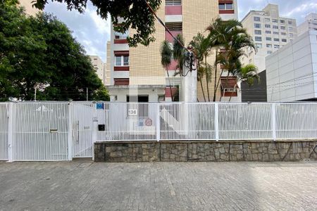Apartamento para alugar com 141m², 3 quartos e 1 vagaFachada