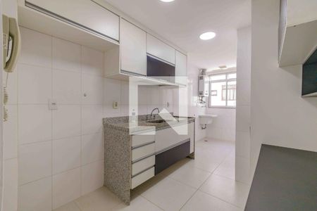 Apartamento à venda com 86m², 3 quartos e 2 vagasCozinha