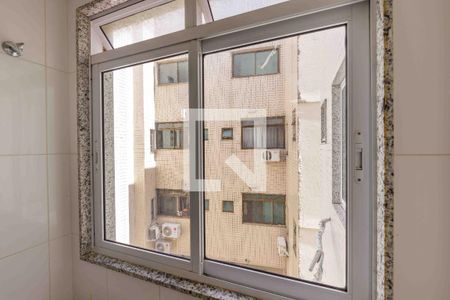 Apartamento à venda com 86m², 3 quartos e 2 vagasÁrea de Serviço Janela