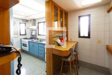 Apartamento para alugar com 421m², 2 quartos e 4 vagas Apartamento para alugar com 421m², 2 quartos e 4 vagasCozinha