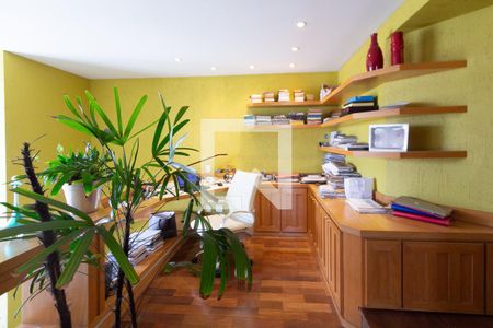 Apartamento para alugar com 421m², 2 quartos e 4 vagas Apartamento para alugar com 421m², 2 quartos e 4 vagasEscritório