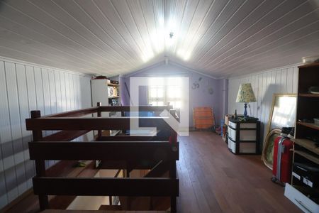 Casa à venda com 119m², 3 quartos e 3 vagasSotão