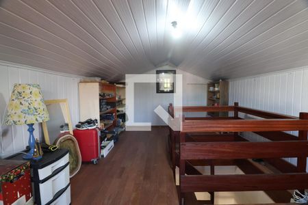 Casa à venda com 119m², 3 quartos e 3 vagasSotão