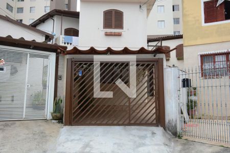 Casa à venda com 170m², 2 quartos e 1 vagaFachada