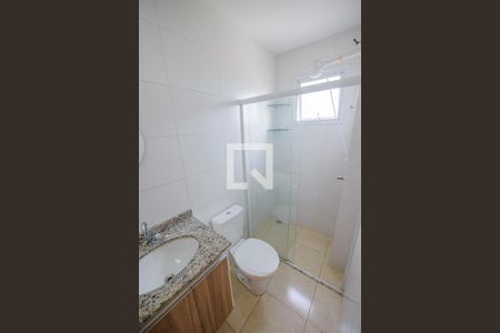 Apartamento para alugar com 68m², 2 quartos e 1 vaga Apartamento para alugar com 68m², 2 quartos e 1 vagaBanheiro da Suíte