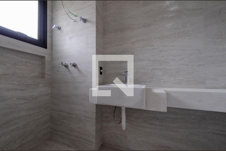 Apartamento à venda com 125m², 4 quartos e 3 vagasBanheiro suíte 1