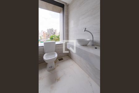 Lavabo de apartamento à venda com 4 quartos, 125m² em Serra, Belo Horizonte
