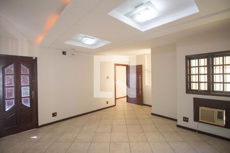 Sala 1 de casa para alugar com 4 quartos, 210m² em Brasilândia, São Gonçalo
