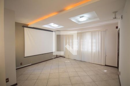 Sala 1 de casa para alugar com 4 quartos, 210m² em Brasilândia, São Gonçalo