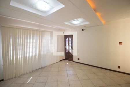 Sala 1 de casa para alugar com 4 quartos, 210m² em Brasilândia, São Gonçalo