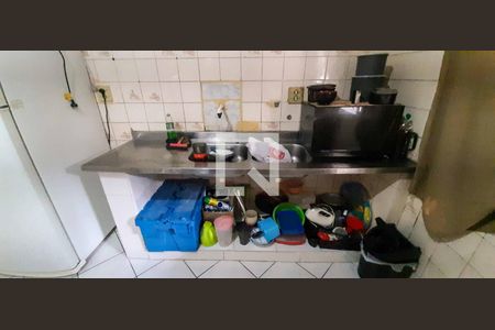 Apartamento para alugar com 385m², 25 quartos e 1 vagaCozinha 