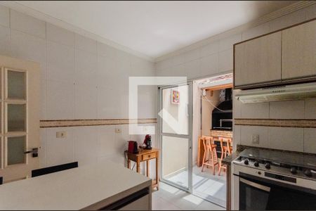 Casa à venda com 122m², 3 quartos e 3 vagas Casa à venda com 122m², 3 quartos e 3 vagasCozinha