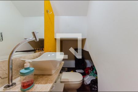 Casa à venda com 122m², 3 quartos e 3 vagas Casa à venda com 122m², 3 quartos e 3 vagasLavabo