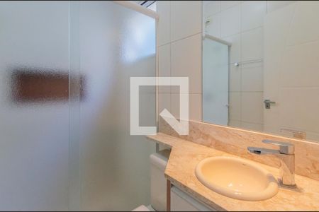 Casa à venda com 122m², 3 quartos e 3 vagas Casa à venda com 122m², 3 quartos e 3 vagasBanheiro da Suíte 3