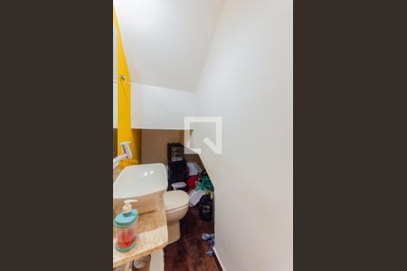 Casa à venda com 122m², 3 quartos e 3 vagas Casa à venda com 122m², 3 quartos e 3 vagasLavabo