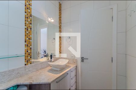 Casa à venda com 122m², 3 quartos e 3 vagasBanheiro da Suíte 1