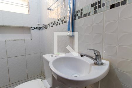 Casa para alugar com 70m², 2 quartos e sem vagaBanheiro - torneira