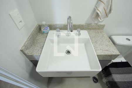 Banheiro de apartamento para alugar com 2 quartos, 33m² em Indianópolis, São Paulo