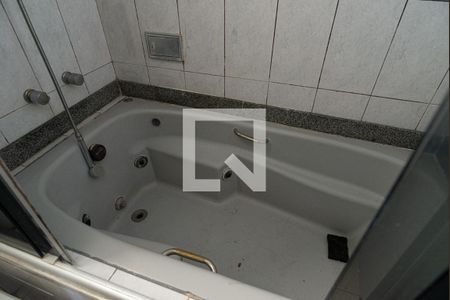 Apartamento à venda com 117m², 3 quartos e sem vagaBanheiro