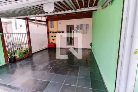 Casa para alugar com 83m², 2 quartos e 2 vagas Casa para alugar com 83m², 2 quartos e 2 vagasGaragem