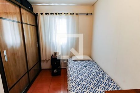 Casa para alugar com 83m², 2 quartos e 2 vagas Casa para alugar com 83m², 2 quartos e 2 vagasQuarto 2 - Armários