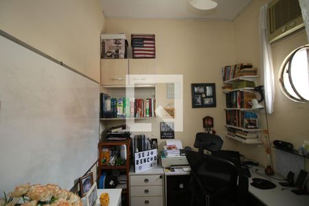 Apartamento à venda com 75m², 2 quartos e 1 vagaQuarto de Serviço