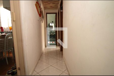 Corredor de apartamento à venda com 2 quartos, 75m² em Irajá, Rio de Janeiro