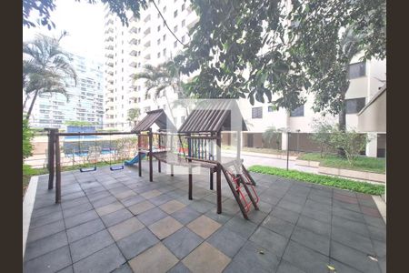 Apartamento para alugar com 65m², 2 quartos e 1 vagaÁrea comum - Playground