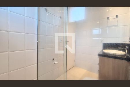 Apartamento para alugar com 65m², 2 quartos e 1 vagaBanheiro da Suíte