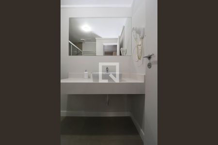 Apartamento para alugar com 30m², 1 quarto e sem vagaBanheiro da Suíte