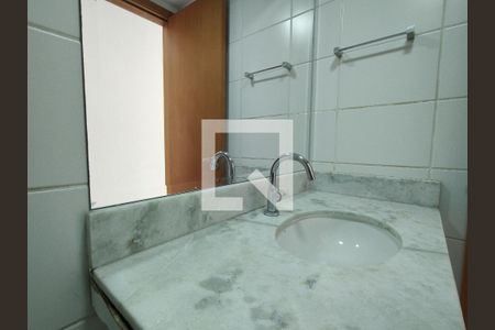 Apartamento à venda com 77m², 3 quartos e 1 vagaBanheiro Social