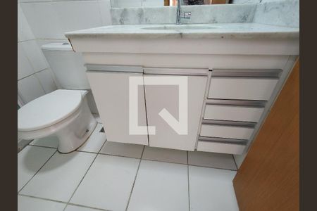 Apartamento à venda com 77m², 3 quartos e 1 vagaBanheiro Social