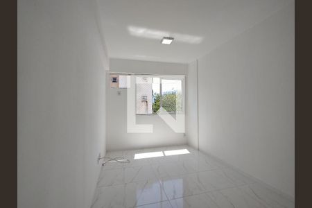 Apartamento à venda com 77m², 3 quartos e 1 vagaQuarto 2 - Suíte