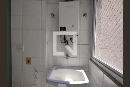 Apartamento à venda com 77m², 3 quartos e 1 vagaÁrea de Serviço