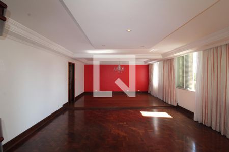 Apartamento para alugar com 212m², 3 quartos e 2 vagasSala