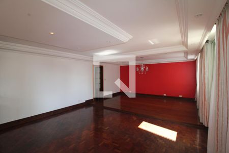 Apartamento para alugar com 212m², 3 quartos e 2 vagasSala