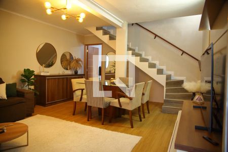 Sala  de casa à venda com 3 quartos, 230m² em Jardim Calux, São Bernardo do Campo