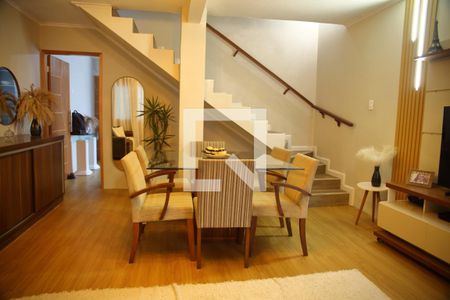 Sala  de casa à venda com 3 quartos, 230m² em Jardim Calux, São Bernardo do Campo