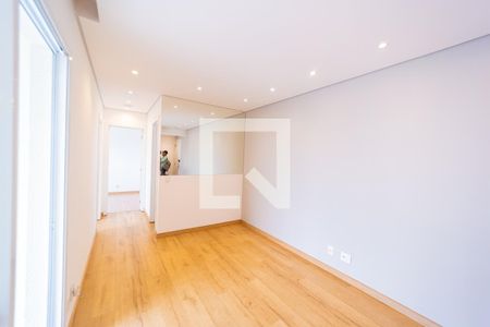 Sala de apartamento à venda com 2 quartos, 60m² em Vila Penteado, São Paulo