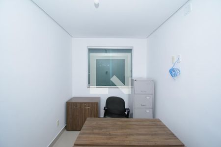 Casa para alugar com 90m², 3 quartos e 2 vagasEscritório