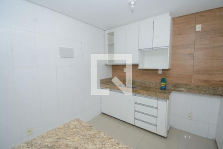 Casa para alugar com 90m², 3 quartos e 2 vagasCozinha