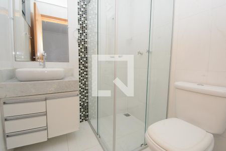 Casa para alugar com 90m², 3 quartos e 2 vagasBanheiro da Suíte