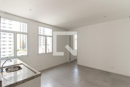 Sala e Cozinha de kitnet/studio para alugar com 1 quarto, 36m² em Campos Elíseos, São Paulo