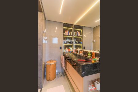 Apartamento à venda com 125m², 3 quartos e 2 vagasBanheiro da Suíte 1