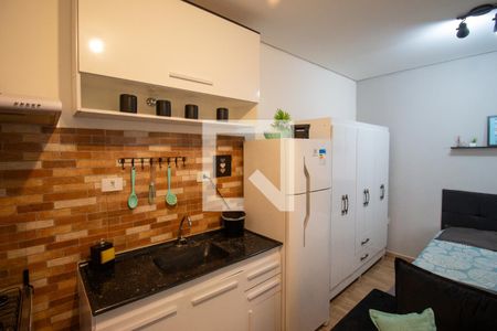 Cozinha de kitnet/studio para alugar com 1 quarto, 22m² em Guaianazes, São Paulo