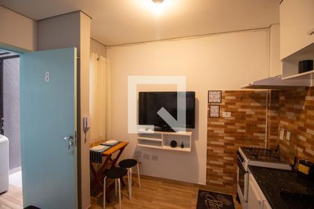 Cozinha de kitnet/studio para alugar com 1 quarto, 22m² em Guaianazes, São Paulo