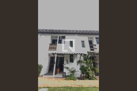 Fachada de casa de condomínio para alugar com 2 quartos, 80m² em Itapuã, Salvador